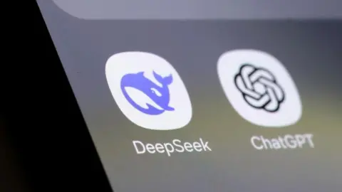 ChatGPT vs. DeepSeek